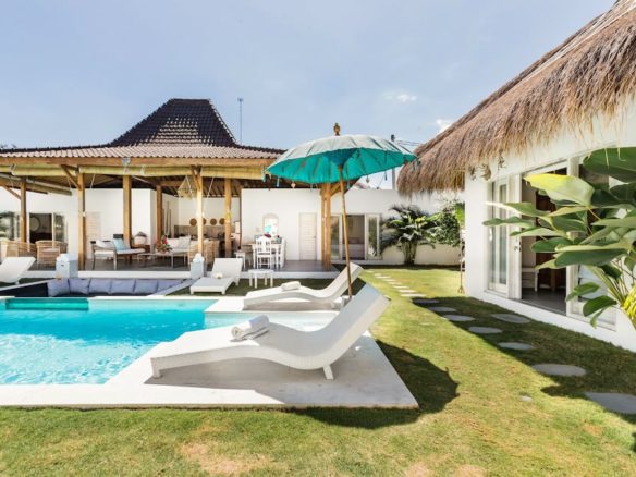 Pool with Sundeck Villa Opaline Seminyak