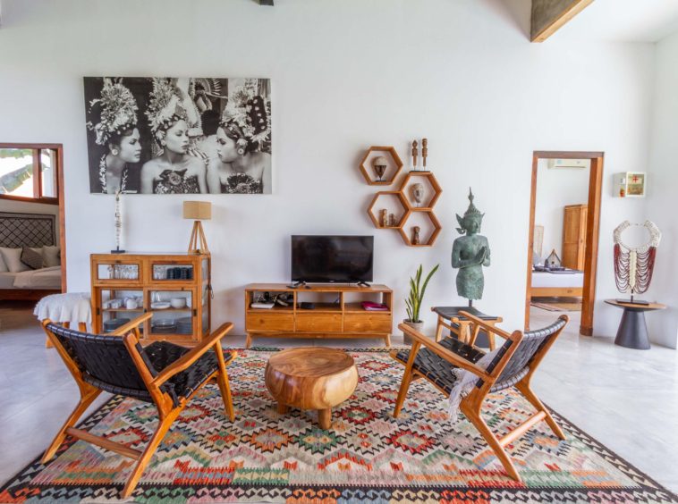Villa Maje - Cozy Living Room with TV