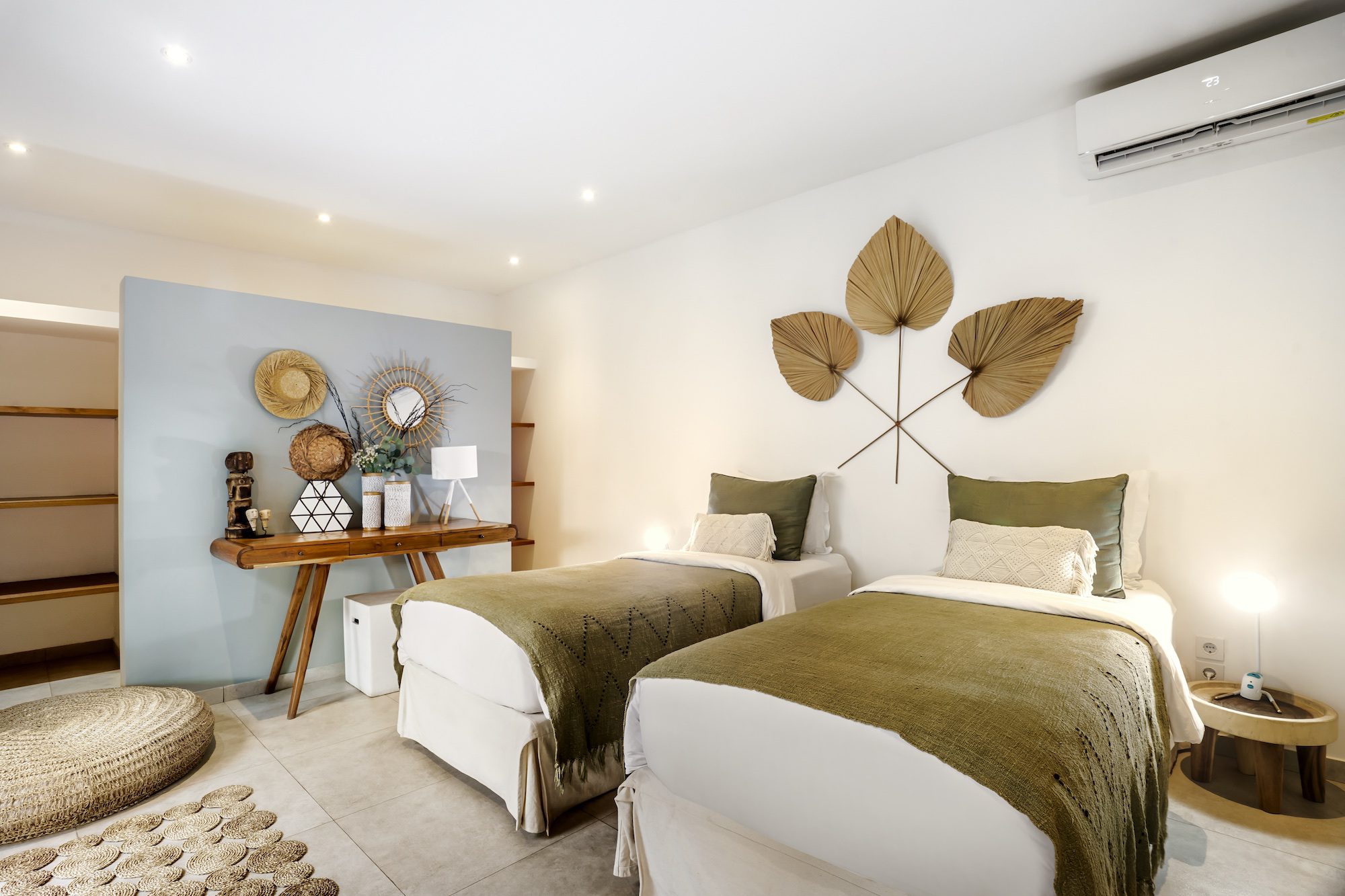 Villa Nabi air-conditioned twin room