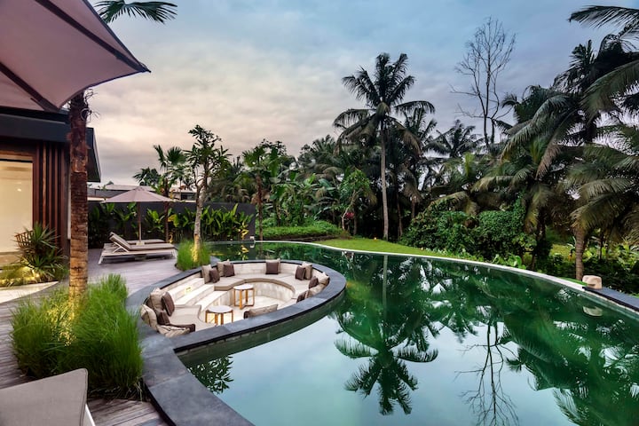 Pool Side View Villa Tavisha Ubud Bali