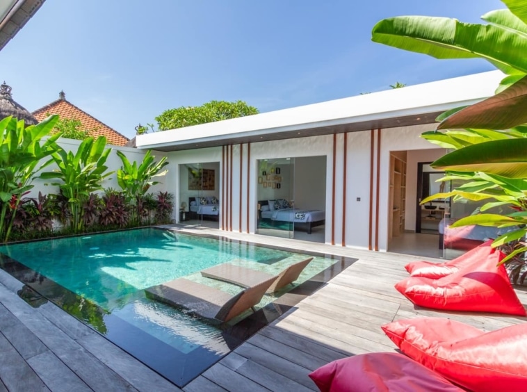 Pool and Beanbag Villa Lys Canggu Bali