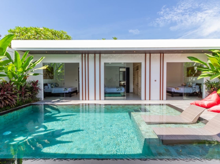 Pool with Sundeck Villa Lys Canggu Bali