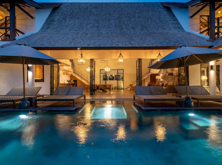 Luxury Pool View Villa Nusantara 1