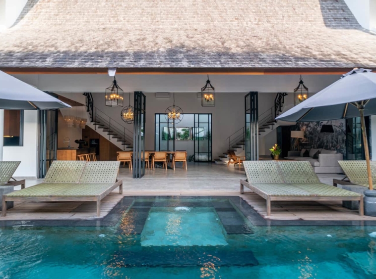 Villa Nusantara Pool and Living room