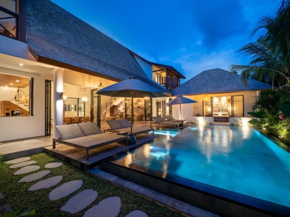 Villa Nusantara Pool and Lounge