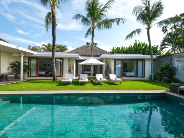 Pool and Front View Villa Alabali Seminyak