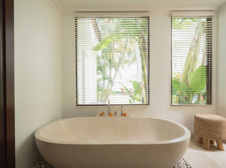 Candidasa Villa Blanca - Bathtub 1