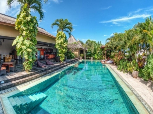 Pool View Lautan Kupu - Kupu Villas Canggu
