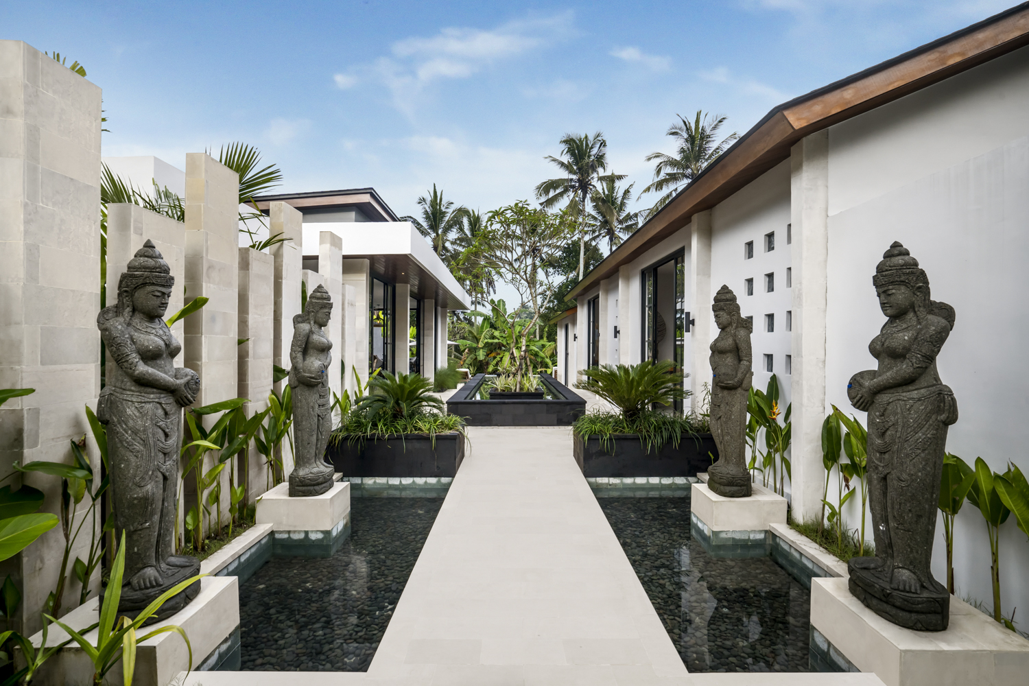 Entrance Area Villa Hammock Ubud Bali