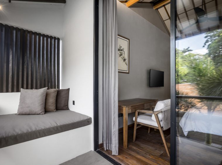 Pererenan villa Sessun terrace