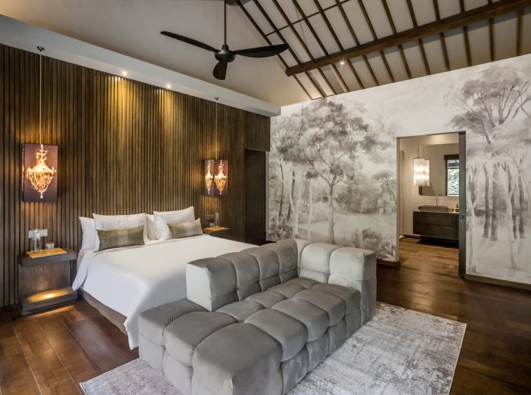 Pererenan villa master bedroom