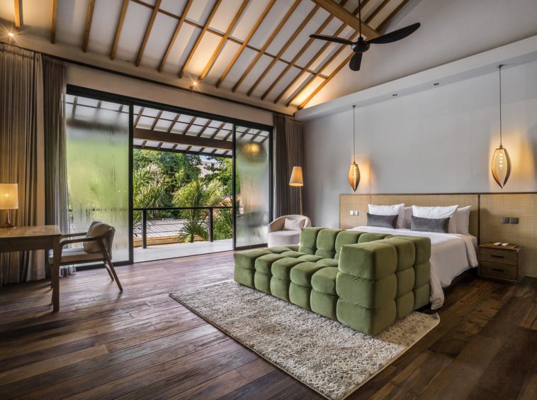 Luxury villa Pererenan master bedroom