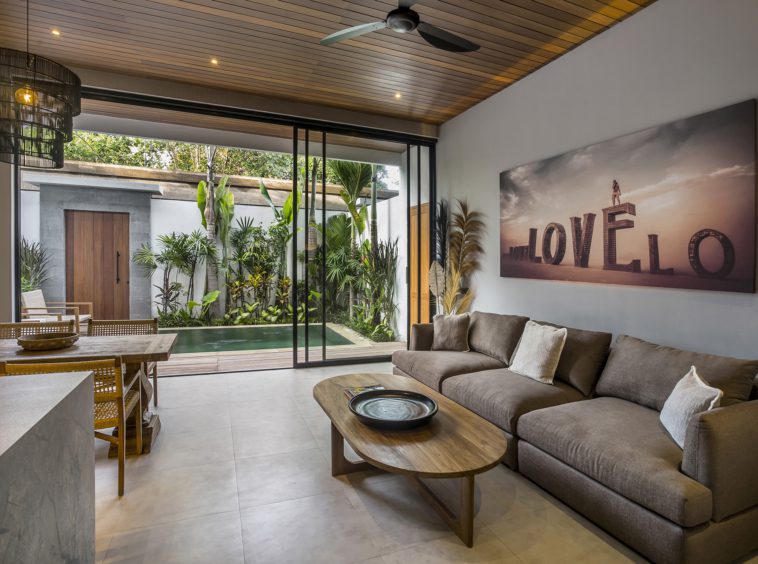 Pereh private villa in Pererenan livingroom
