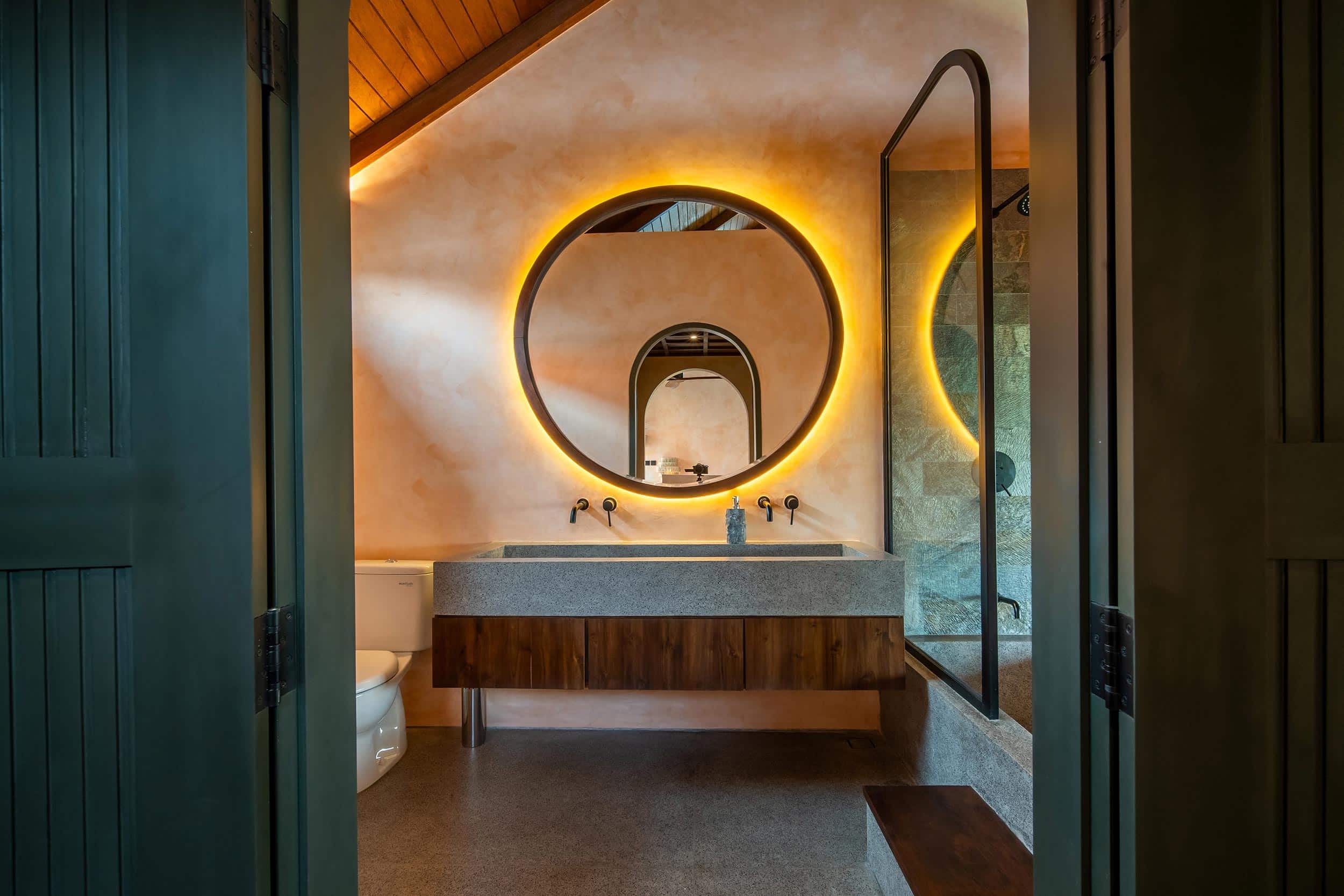 The Mystik Lofts Serenity- Bathroom