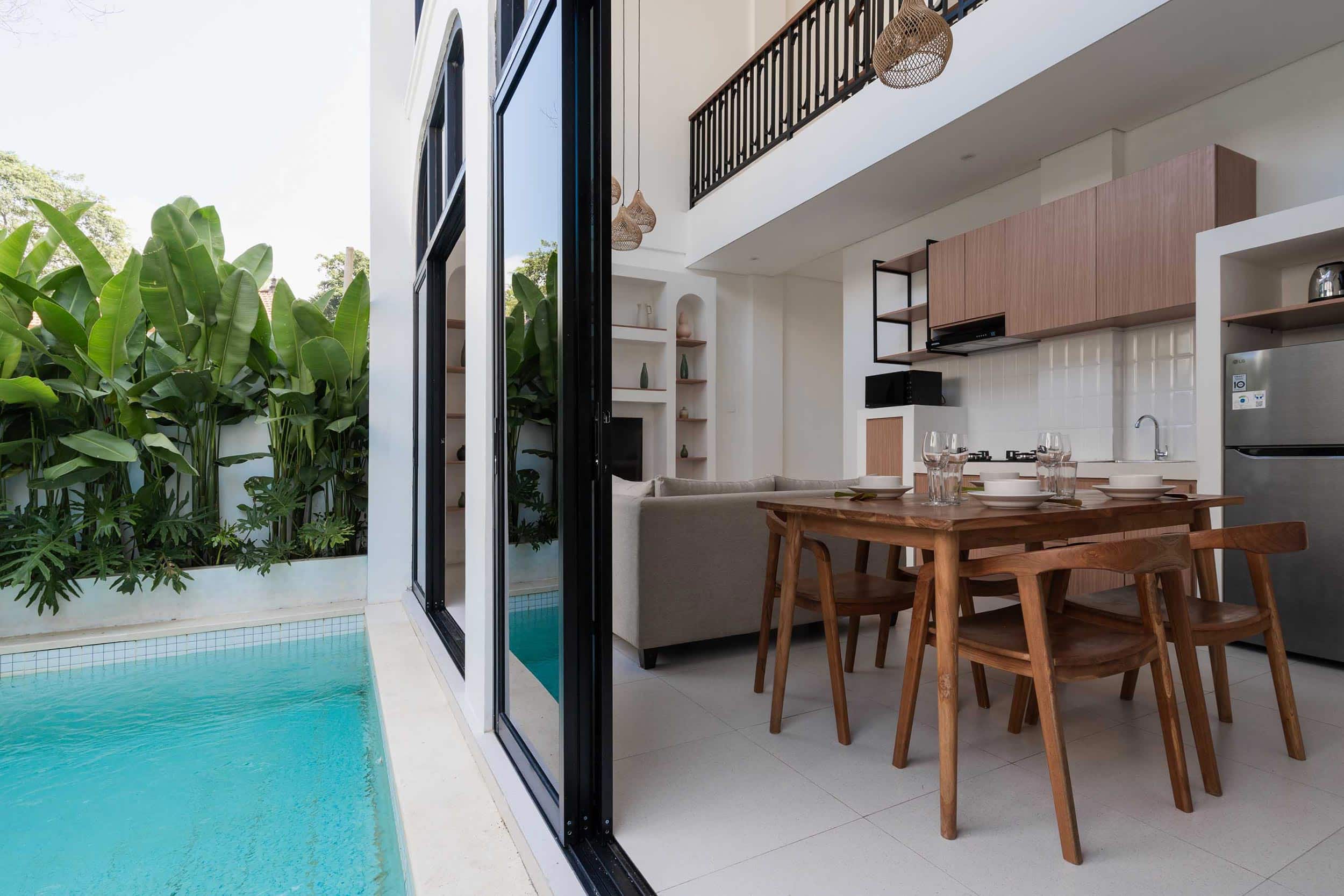 Canggu Villa Kemala 5 - Indoor Outdoor