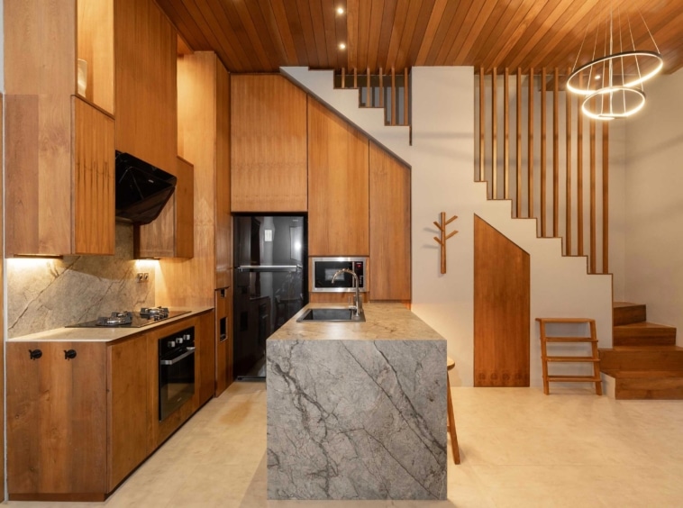 Luxury Villa Pererenan Umayam Sanctuary - Kitchen and Dining