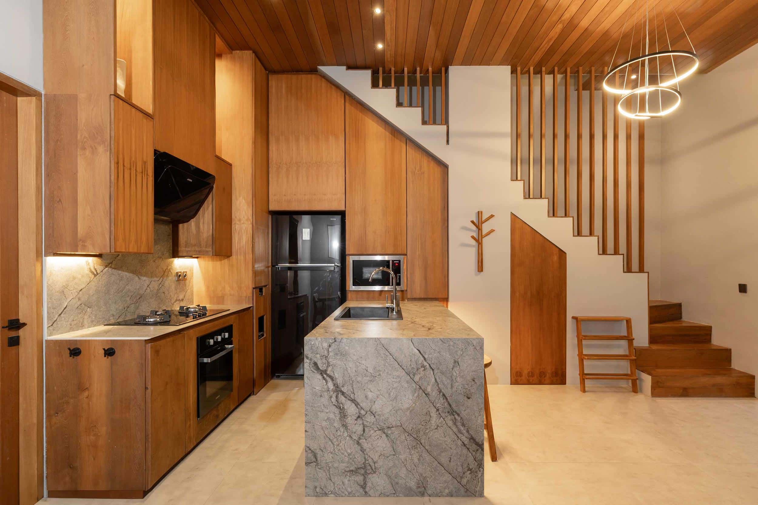 Luxury Villa Pererenan Umayam Sanctuary - Kitchen and Dining