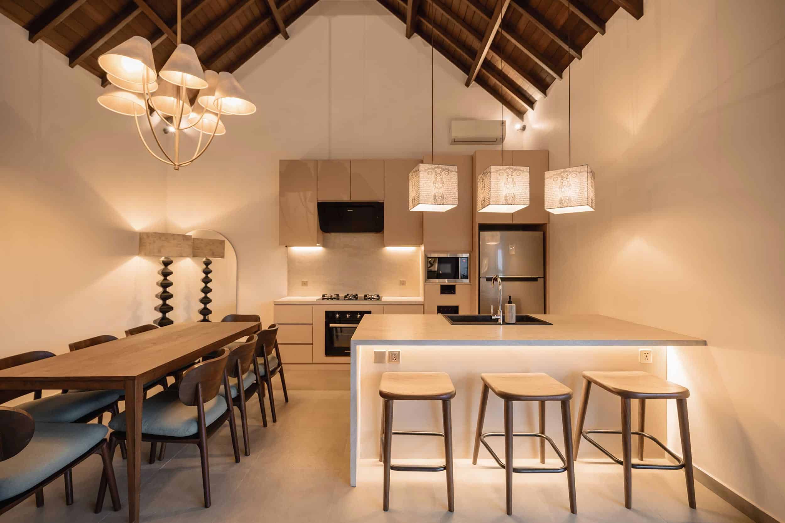 Canggu Villa Rocca Bella Villa 1 - Dining Kitchen Night