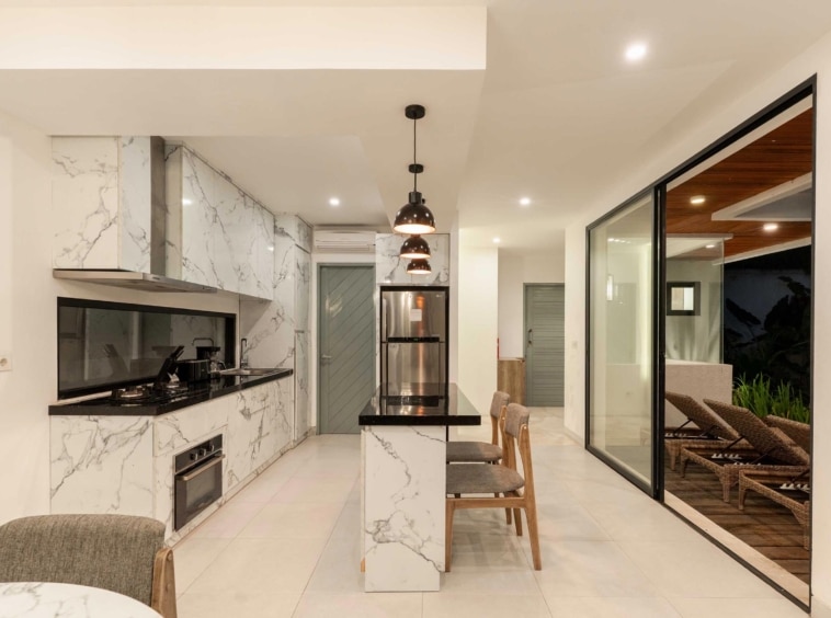 Berawa Villa Melasti 2 - Kitchen Night