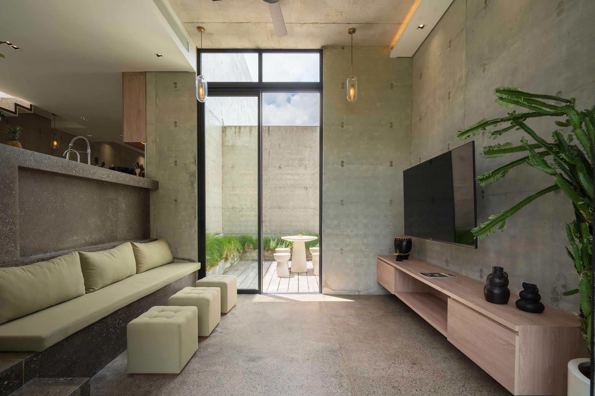 Berawa Villa Nakula 7 - TV area