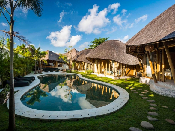 Uluwatu Villa Bily - Pool Day