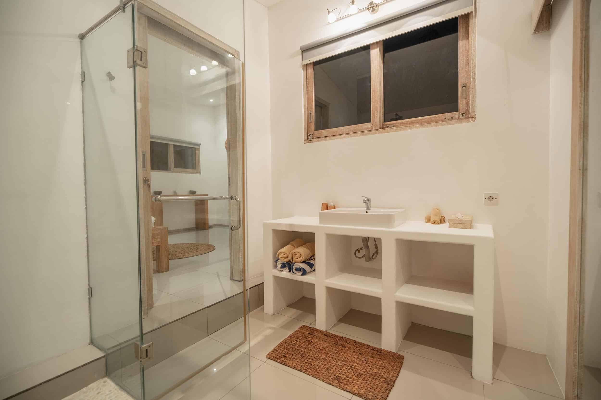 Umalas Villa Lestari - Bathroom
