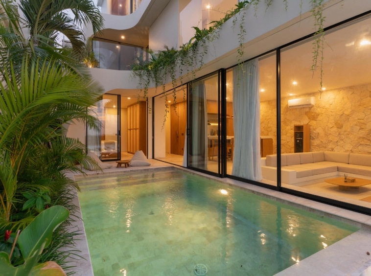Bingin Villa Kalani Spirit - Pool Night