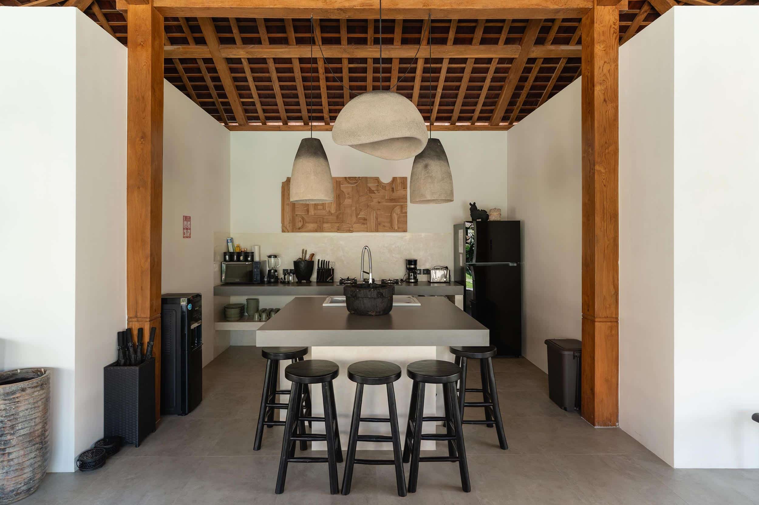 Seminyak Villa Sora - Kitchen